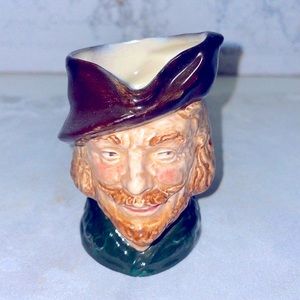 Royal Doulton Robin Hood Vintage Bone China Toby Mug Circa 1946 Made in England